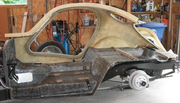 Right body half placed on floorboard