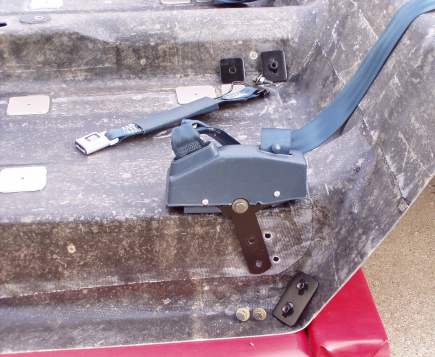 donor belts, retractors